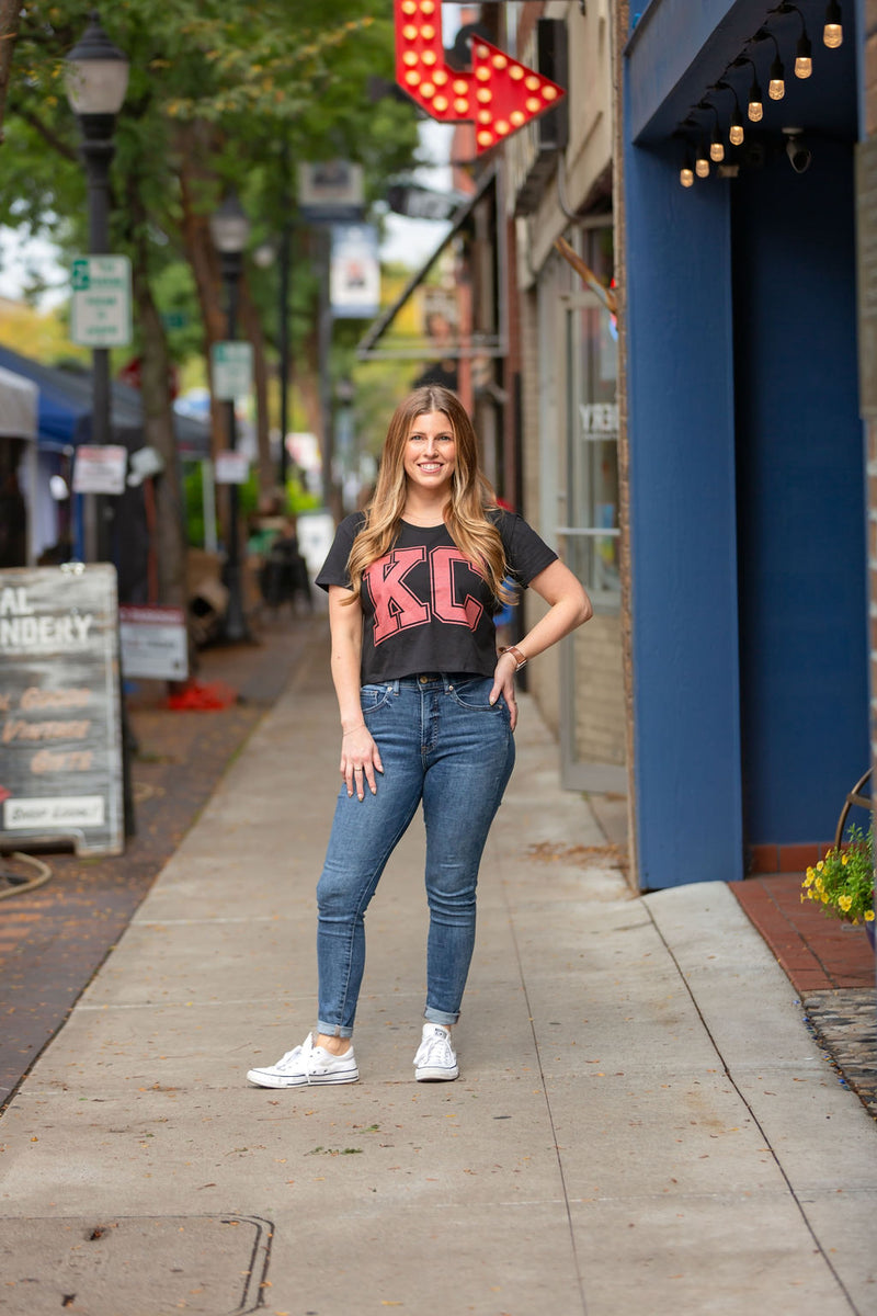 KC Black & Red Cropped Tee